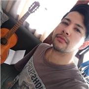 Profesor de guitarra criolla para principiantes o intermedios